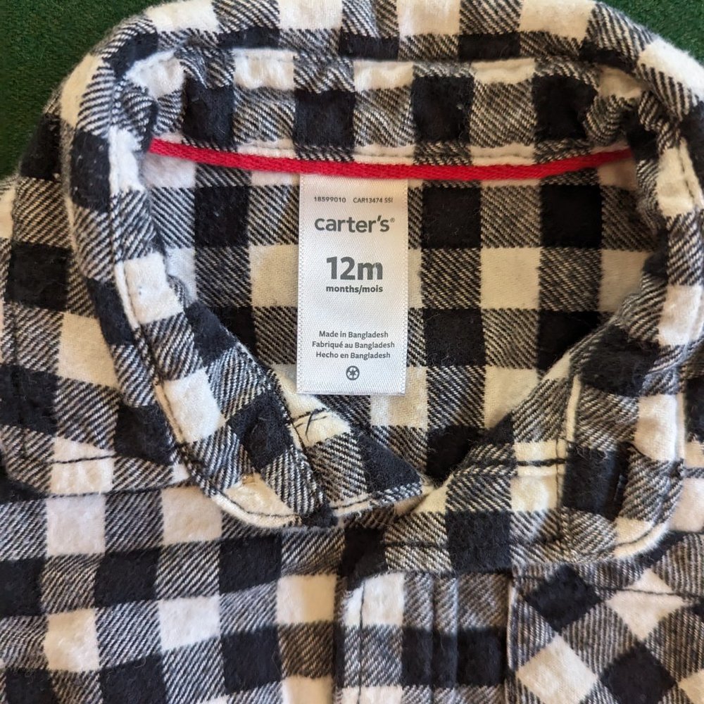 Carter's Boy's Flannel Black and White Plaid Onesie/Bodysuit 12 Months 💙 - Picture 3 of 3